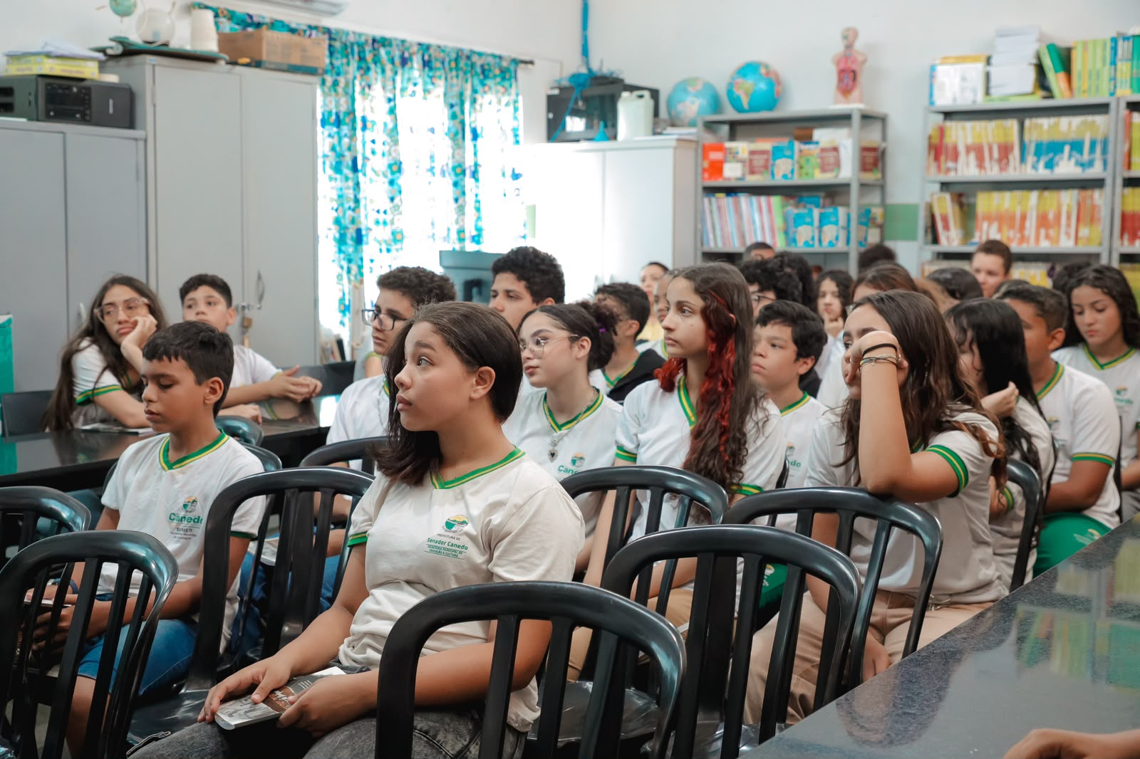 Estudantes conhecem história de Senador Canedo em palestra na Escola Walter Ferreira