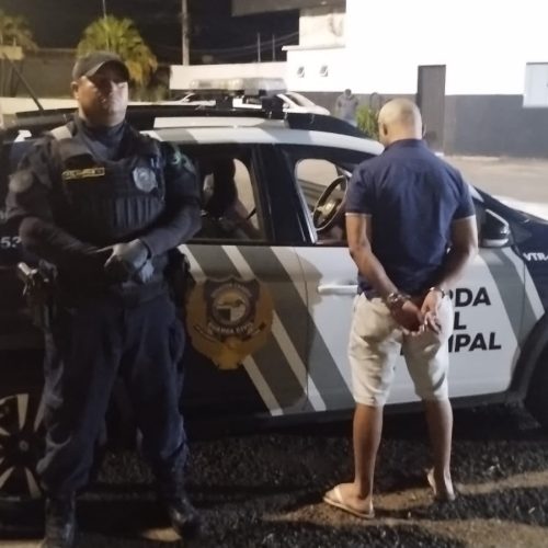 GCM detém homem após confusão, ameaça e acidente em Senador Canedo