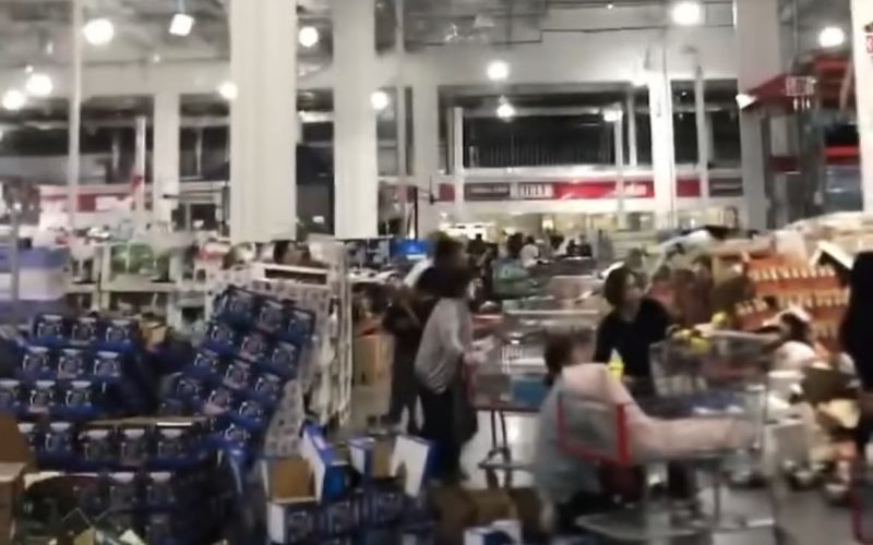 Terremoto de magnitude 7,1 atinge o Japão e provoca alerta de tsunami