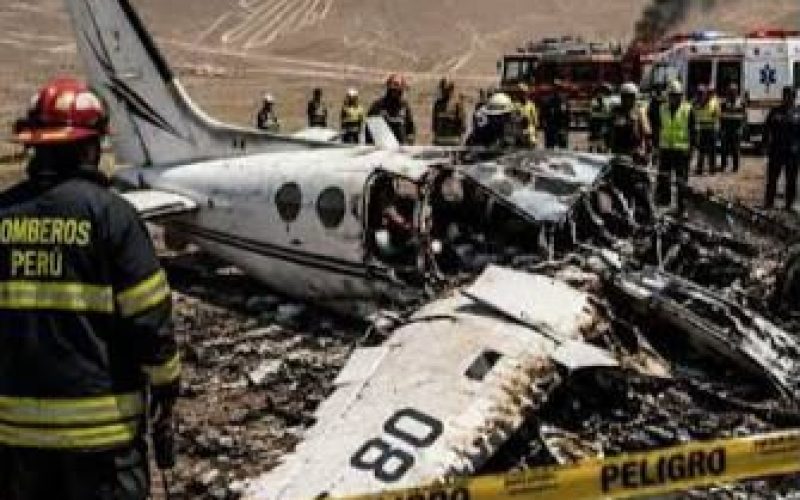 Tragédia no Peru: queda de avião mata 13 pessoas durante voo turístico sobre as Linhas de Nazca