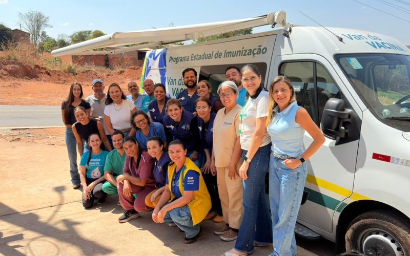 Prefeitura atende moradores com ações do Saúde Mais Perto de Você no Aurora das Mansões e Morumbi