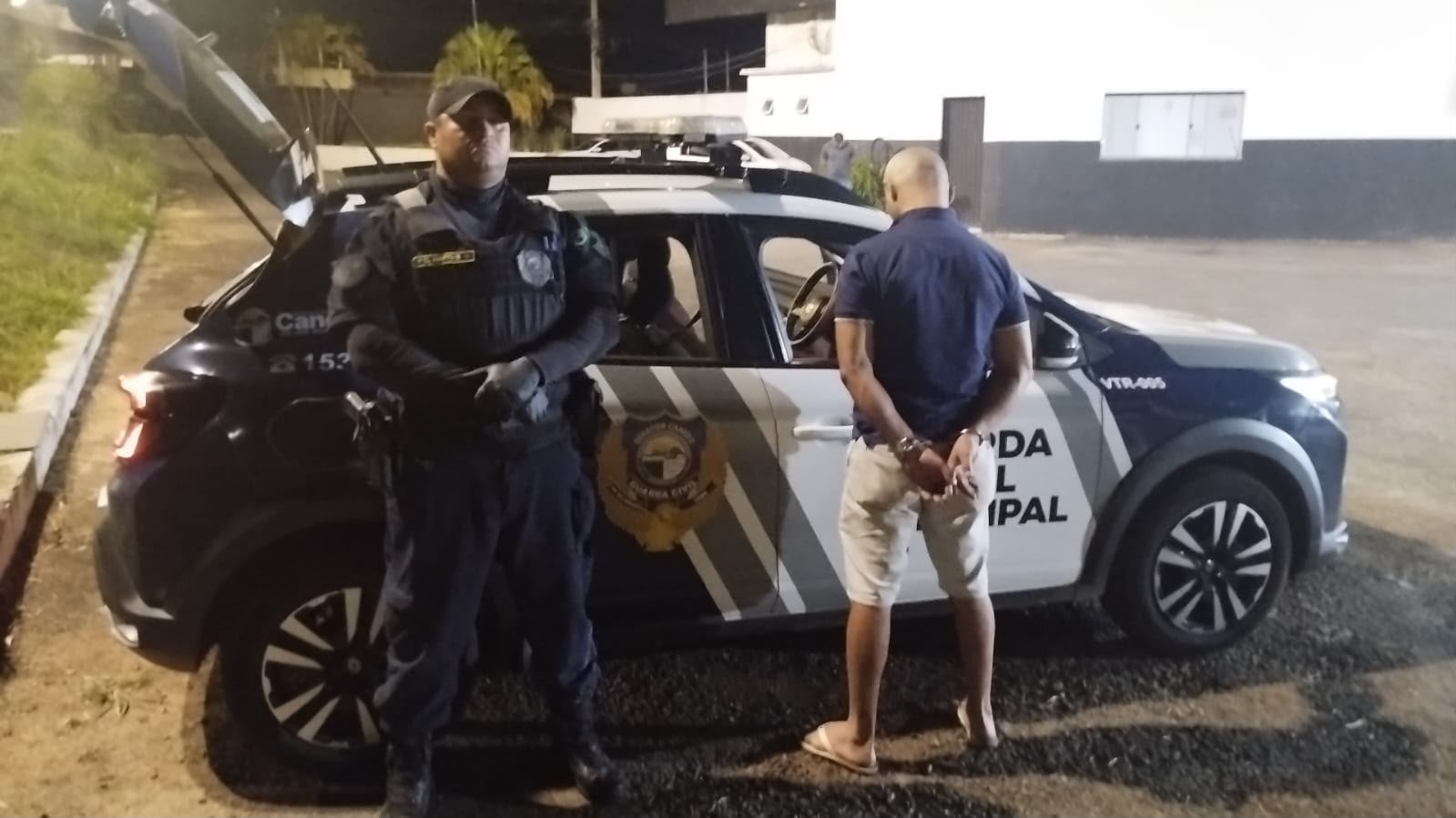 GCM detém homem após confusão, ameaça e acidente em Senador Canedo