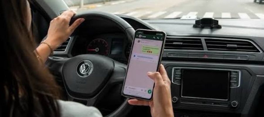 WhatsApp ganha função que facilita ouvir e responder mensagens de áudio no carro