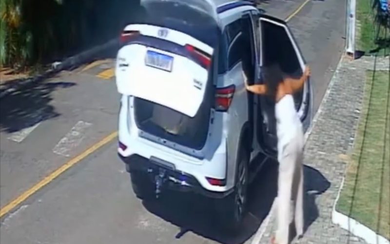 Nervosismo faz futuro papai entrar no carro e esquecer esposa em trabalho de parto