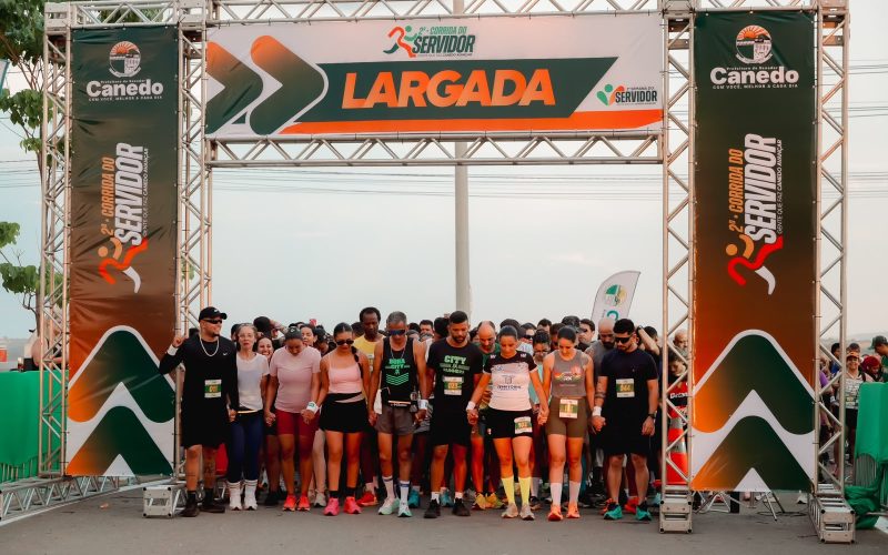 Corrida do Servidor reúne mais de 300 pessoas e arrecada 300 kg de alimentos em Senador Canedo